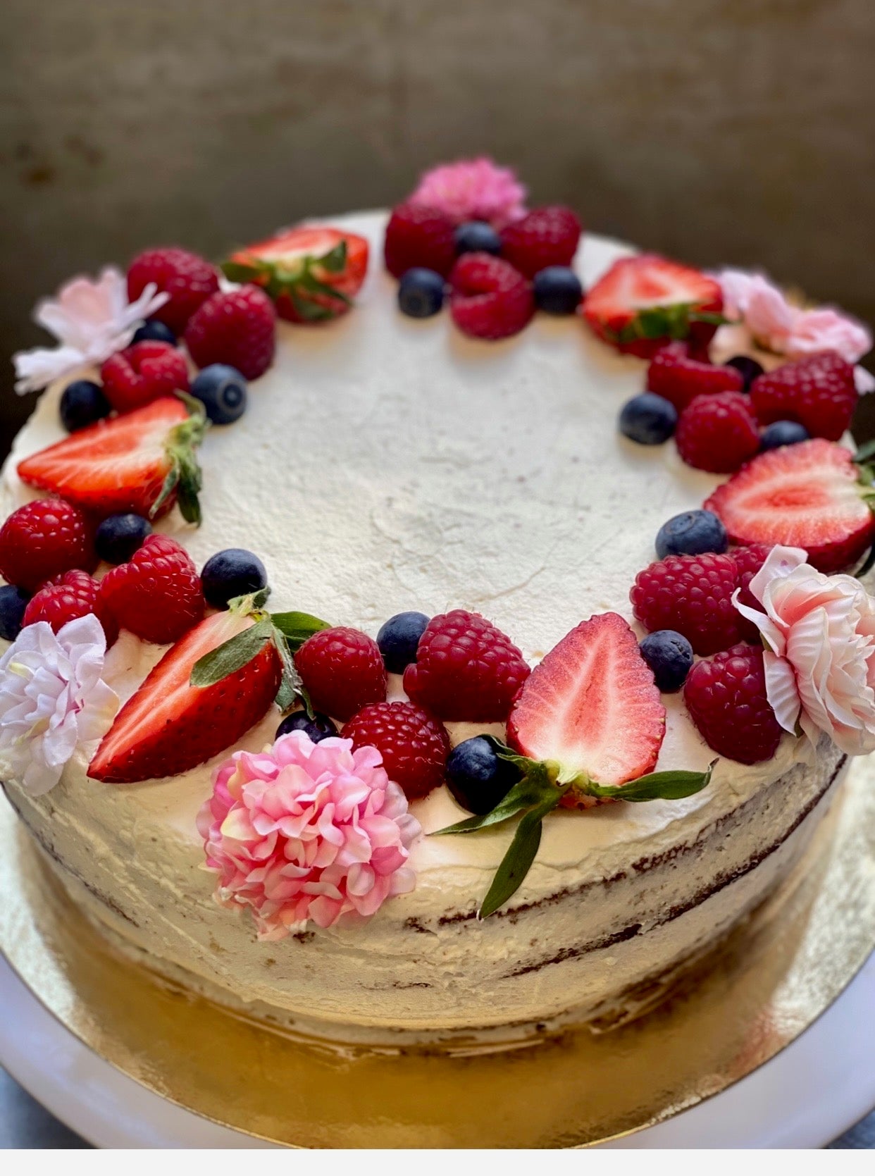Summer Cake (Sommartårta) - 8 Pieces