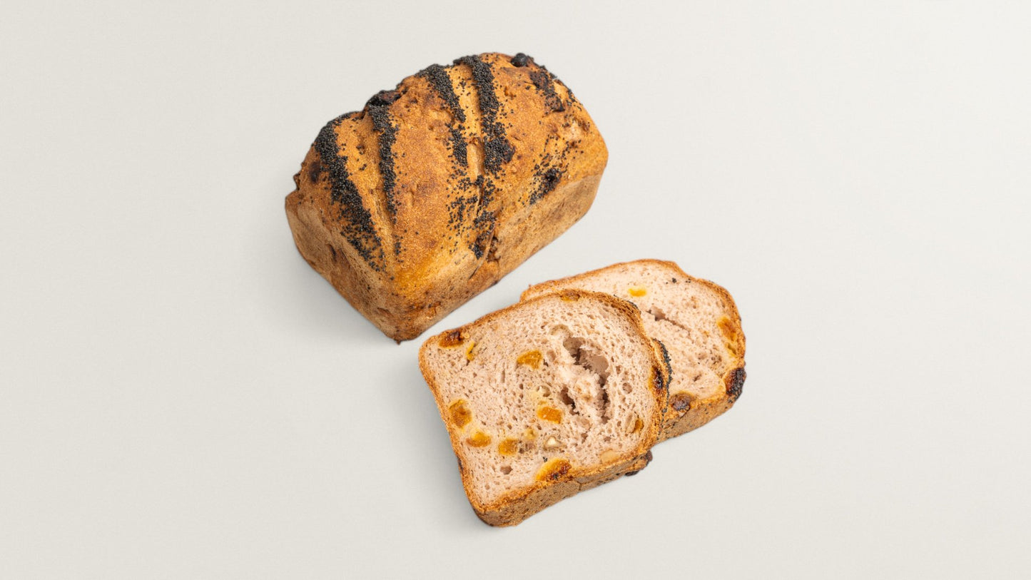 Gluten-Free Walnut & Apricot Loaf (Valnötter & Aprikos Limpa)