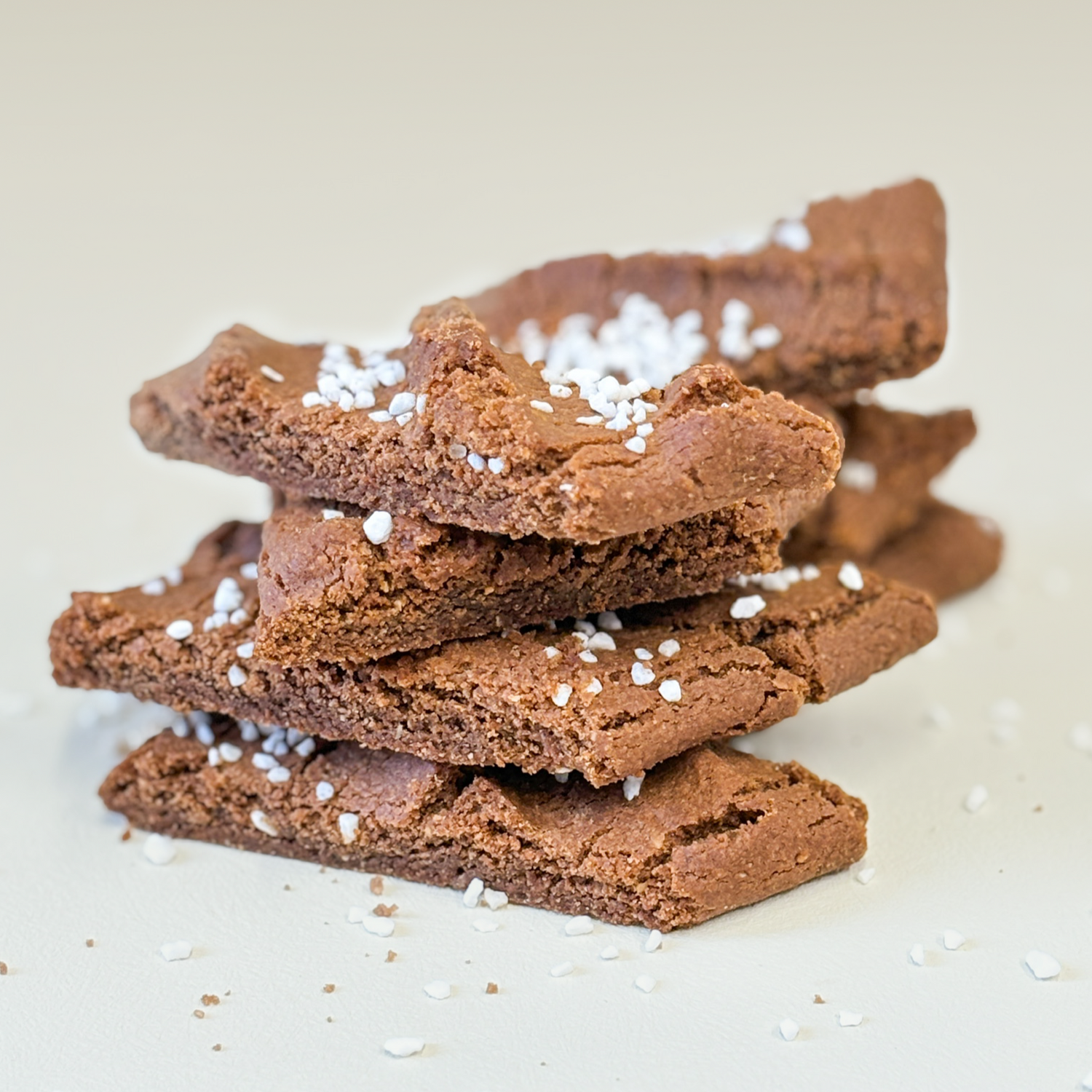 Choklad Snittar – gluten-free chocolate biscuits, perfect for fika or snacking from gluten-free bakery Happy Atelier in Stockholm.